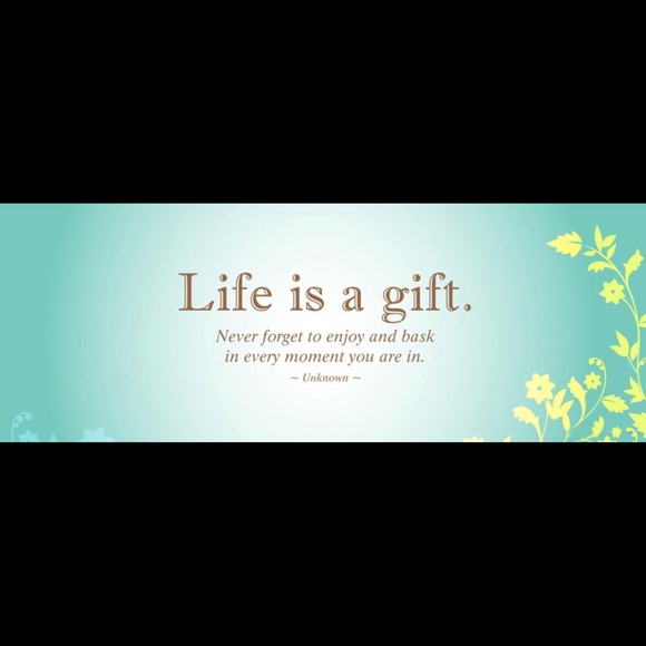 Meet your Poshers, Pat and Sam - Picture 7 of 8